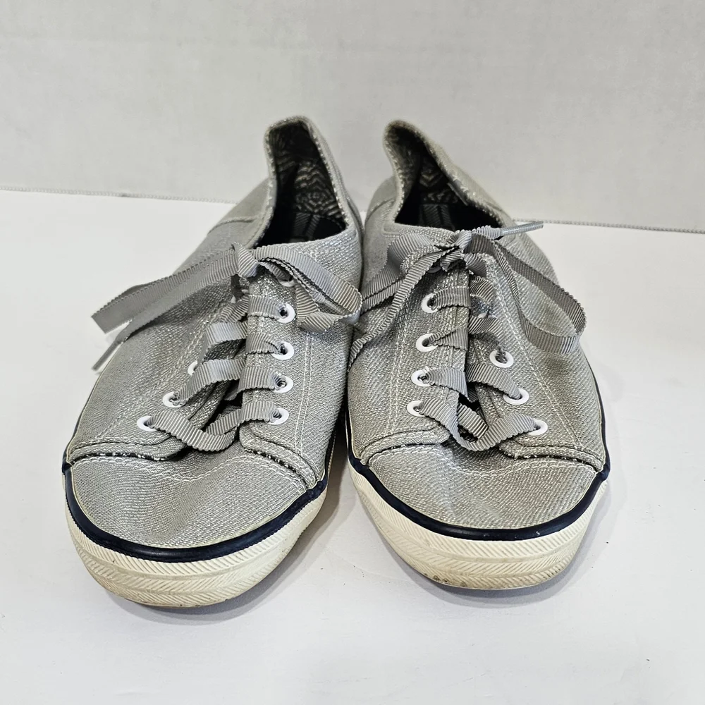 Women's Sz 10 Silver Sparkle Keds